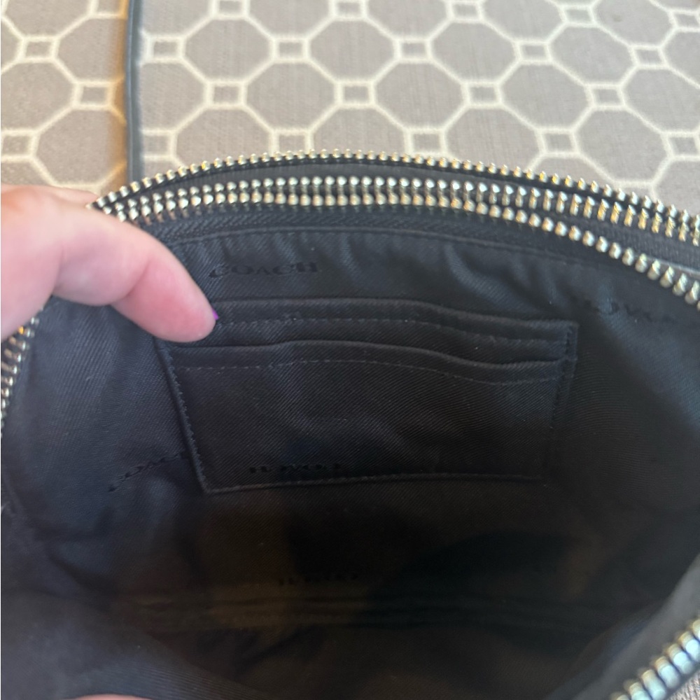 Coach Crossbody Bag with Daisy Field print - Picture 6 of 14